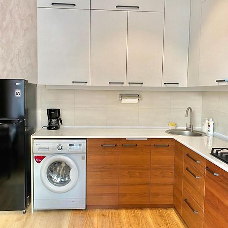 Spacious Apartment In New Building, Near The City Center And Airport タシュケント エクステリア 写真