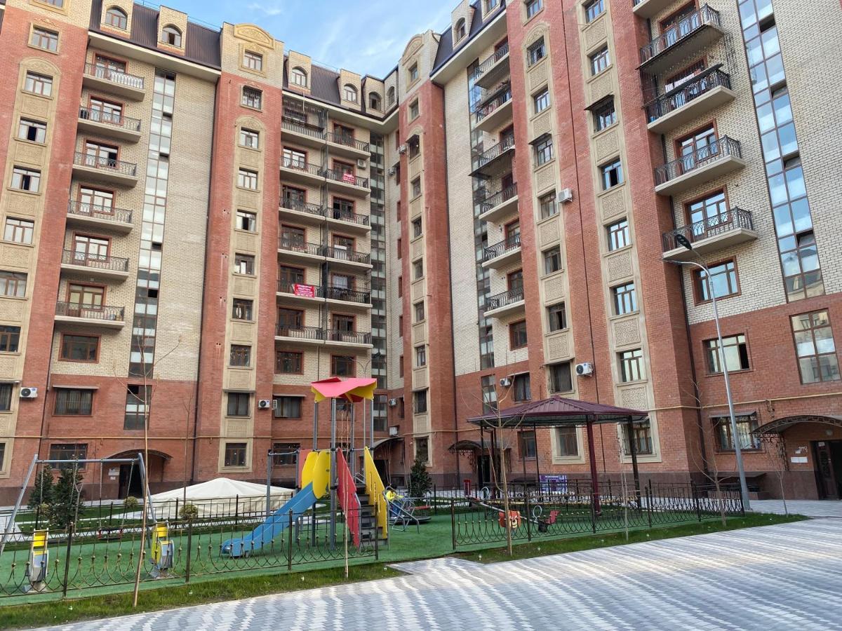 Spacious Apartment In New Building, Near The City Center And Airport タシュケント エクステリア 写真