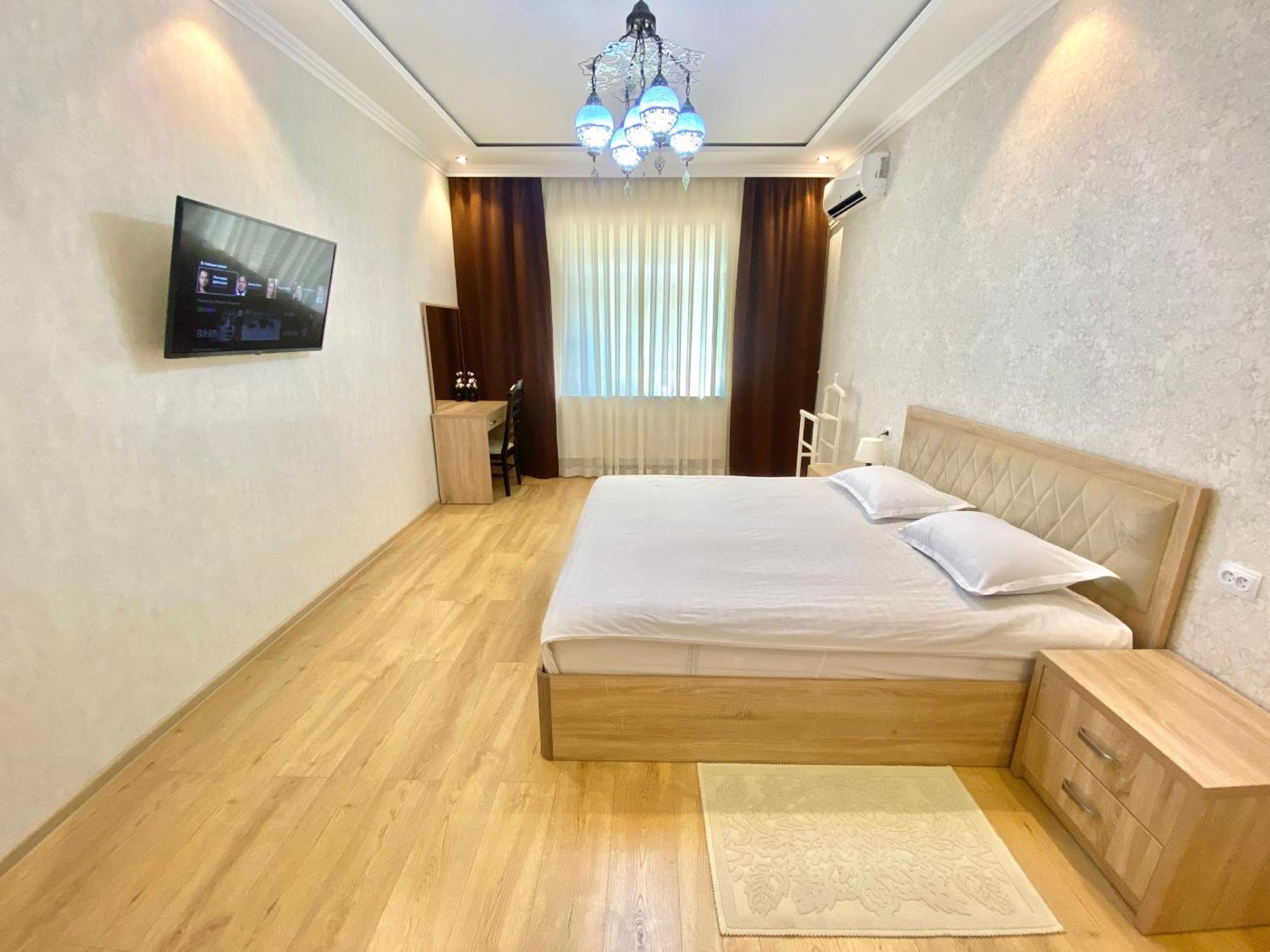 Spacious Apartment In New Building, Near The City Center And Airport タシュケント エクステリア 写真
