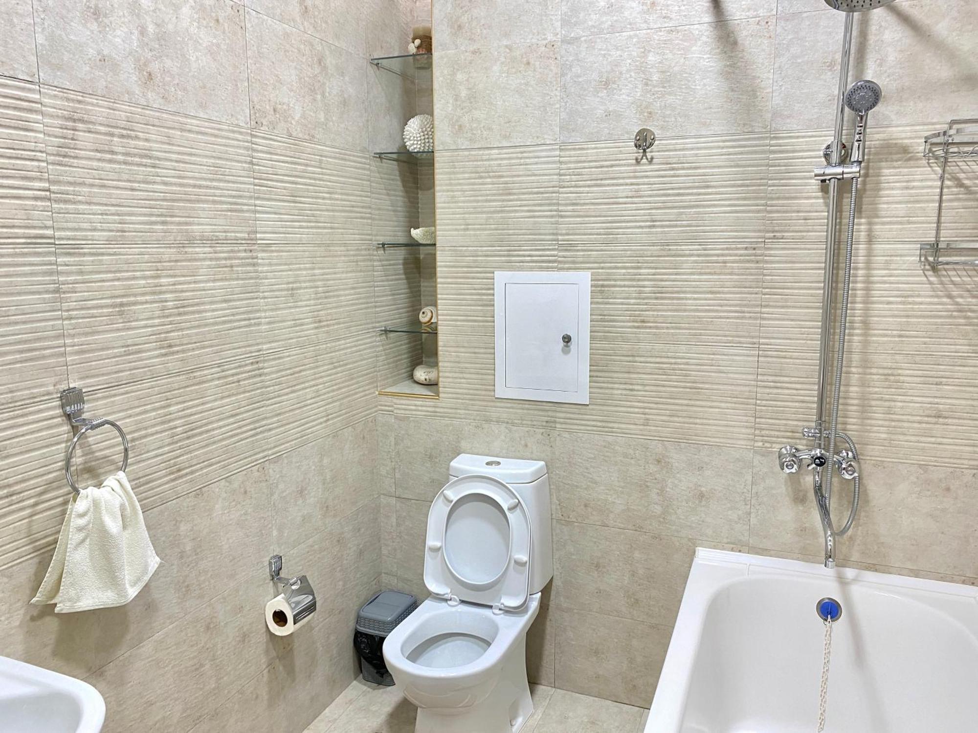 Spacious Apartment In New Building, Near The City Center And Airport タシュケント エクステリア 写真